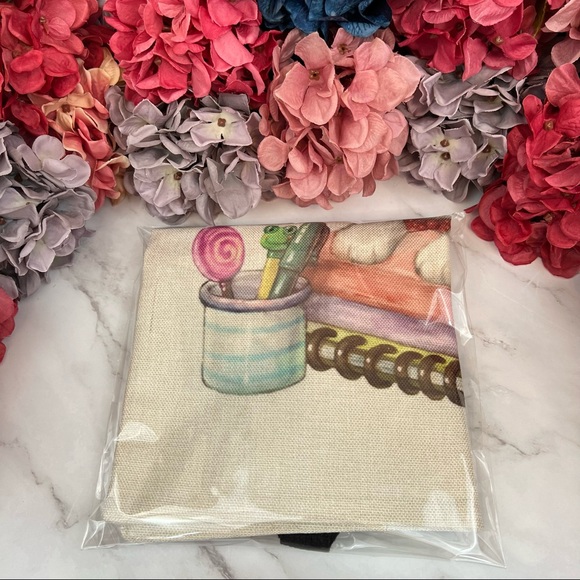 Eco-Friendly Bookworm Kitten Folding Tote Bag - Picture 14 of 15